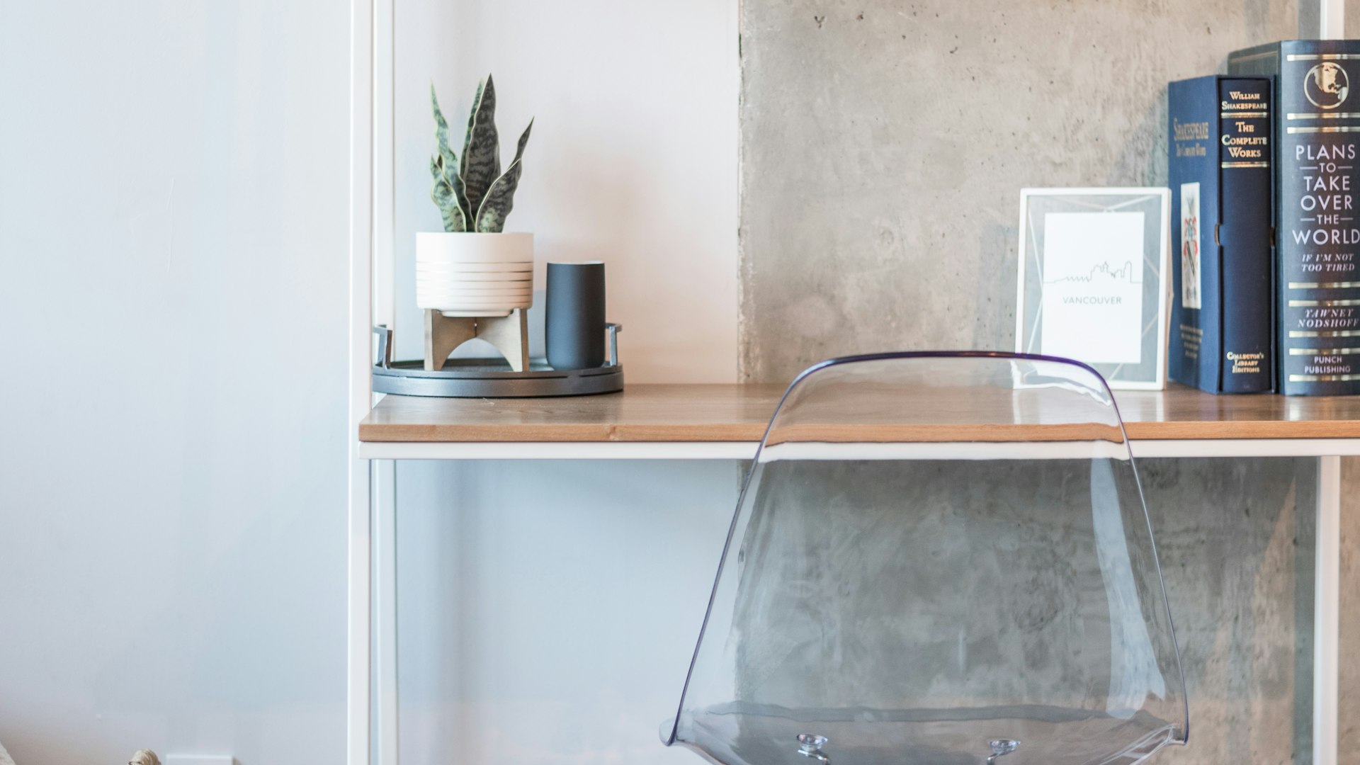 Μοντέρνο Γραφείο